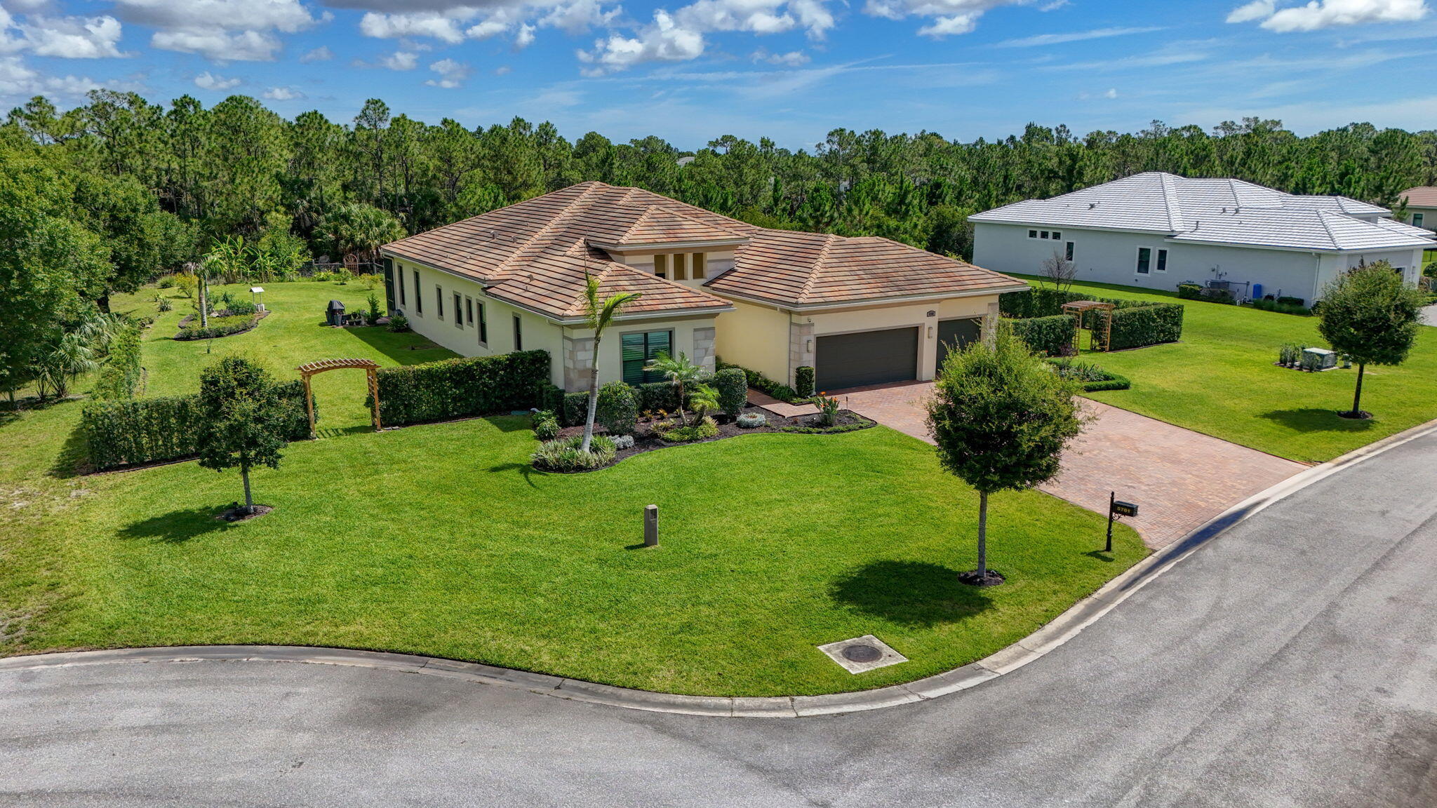 TUSCAWILLA (AKA CANOPY CREEK) - Residential