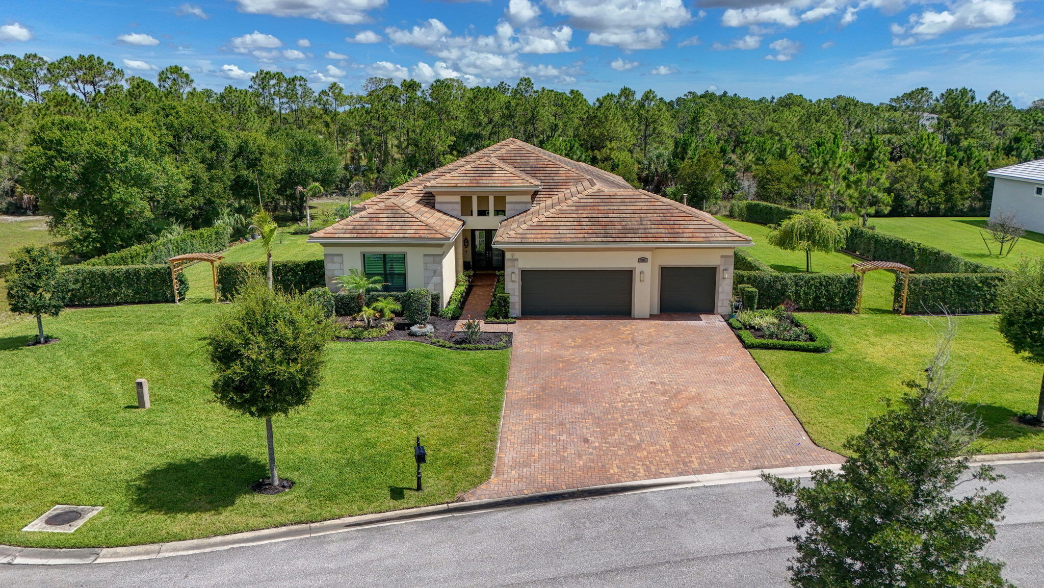 TUSCAWILLA (AKA CANOPY CREEK) - Residential