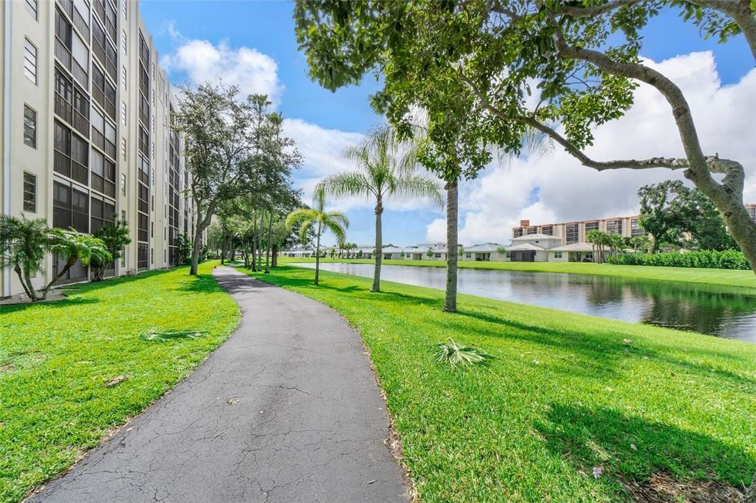 Huntington Lakes Sec Five - Residential