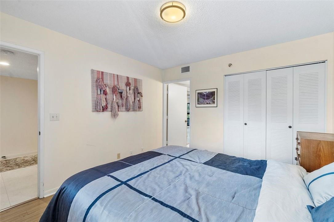 Huntington Lakes Sec Five - Residential