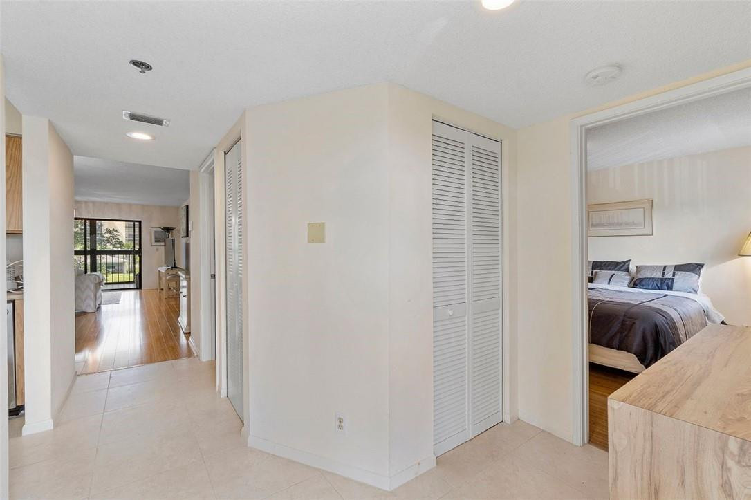 Huntington Lakes Sec Five - Residential