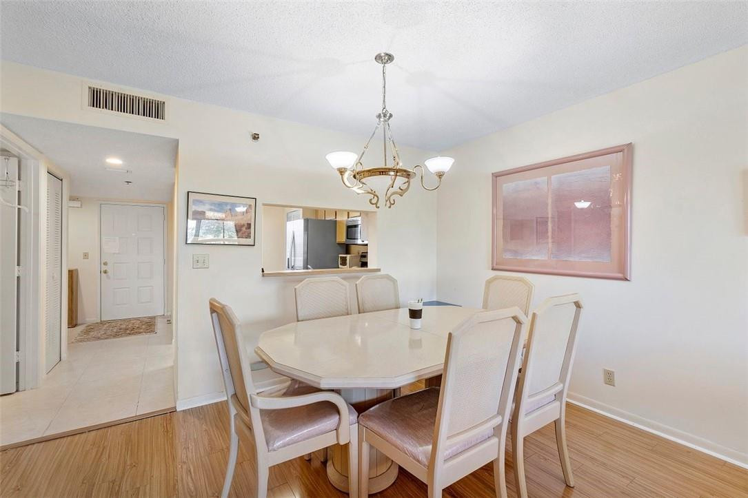 Huntington Lakes Sec Five - Residential