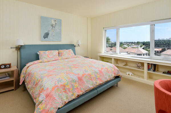 LAKE TOWERS CONDO - Residential Lease