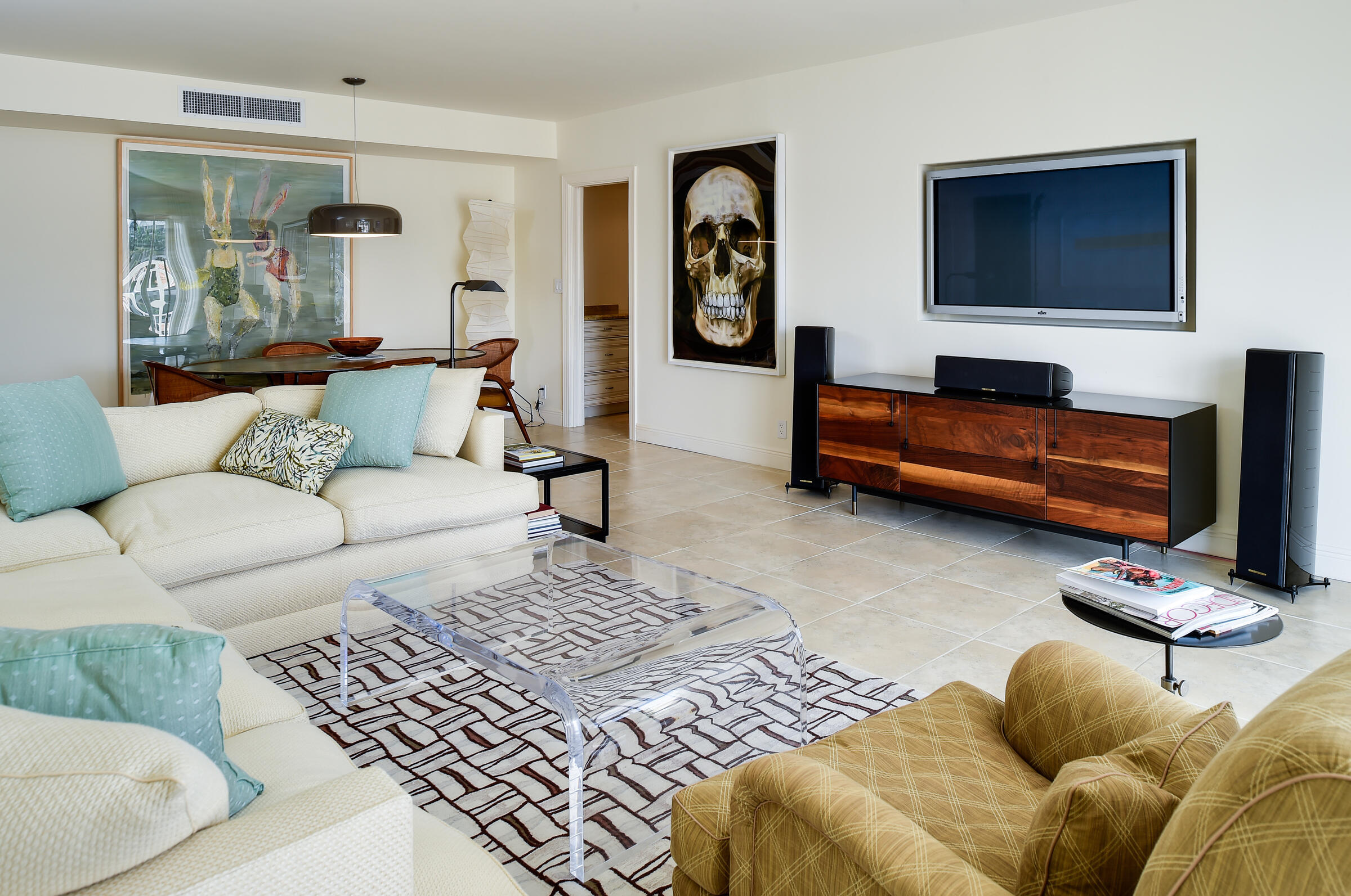 LAKE TOWERS CONDO - Residential Lease