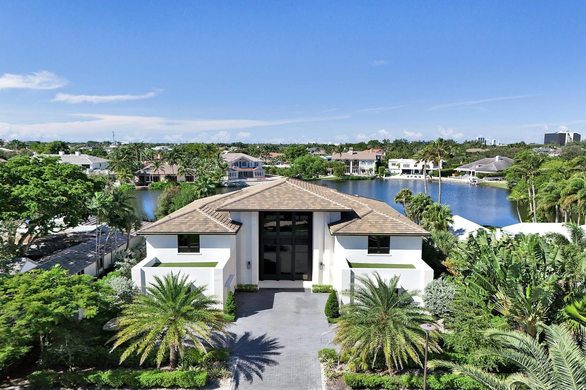 SEA RANCH LAKES - Residential