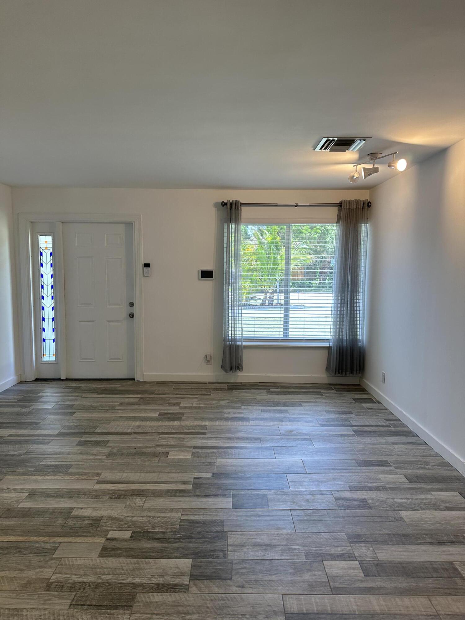 KELSEY CITY - Residential