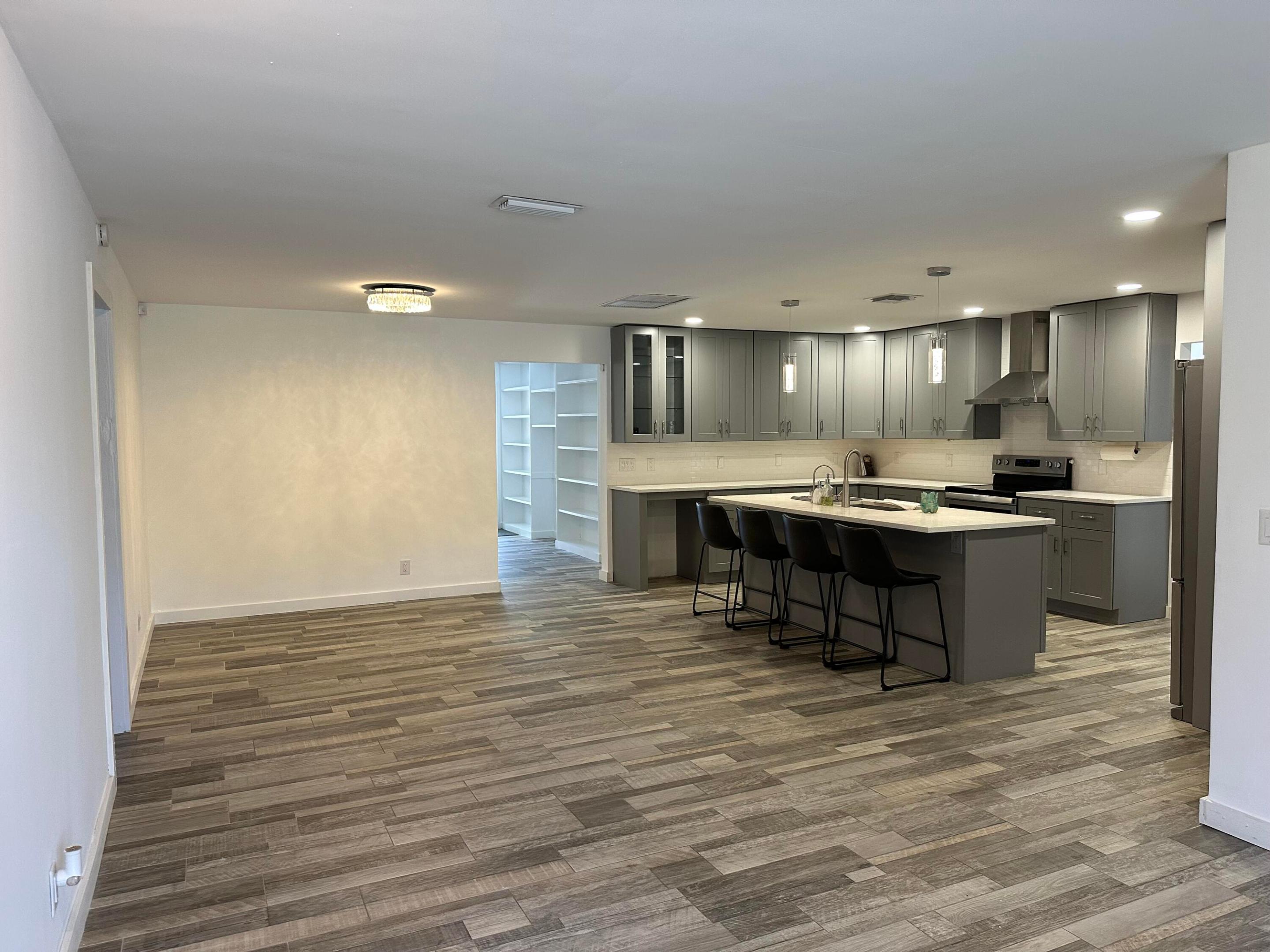 KELSEY CITY - Residential