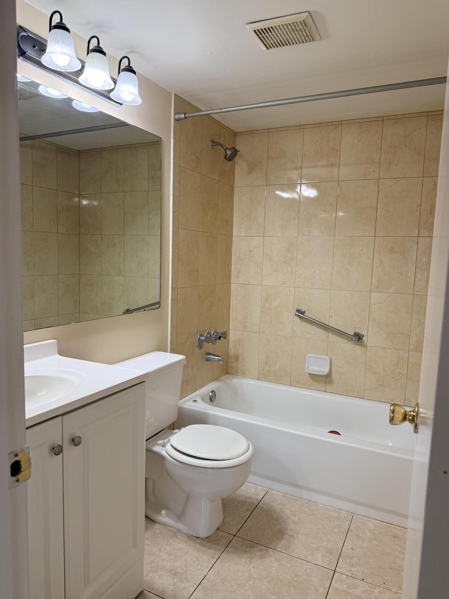 PINE RIDGE NORTH I CONDO - Residential Lease