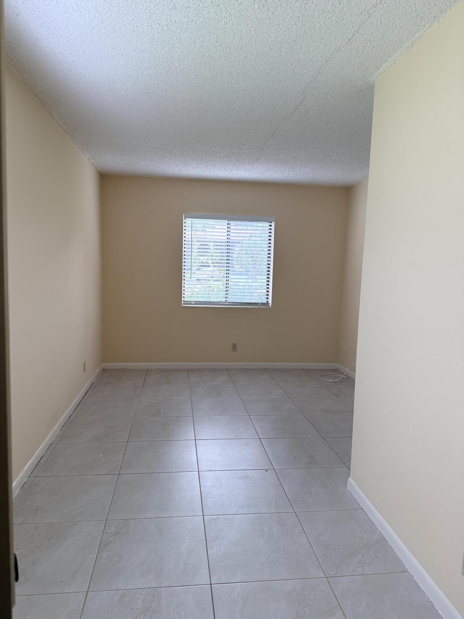 PINE RIDGE NORTH I CONDO - Residential Lease