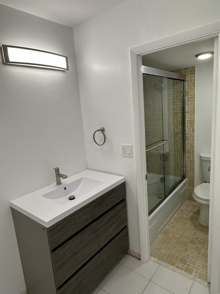 LE CHATEAU ROYAL CONDO - Residential Lease