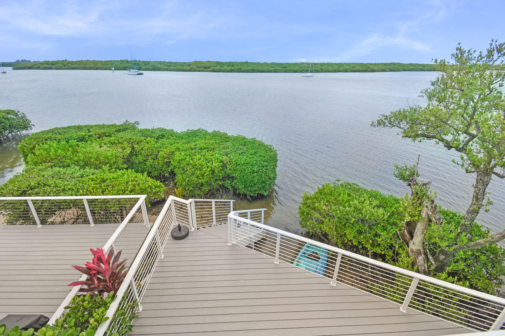 CORAL COVE BEACH SECTION 1 - Residential