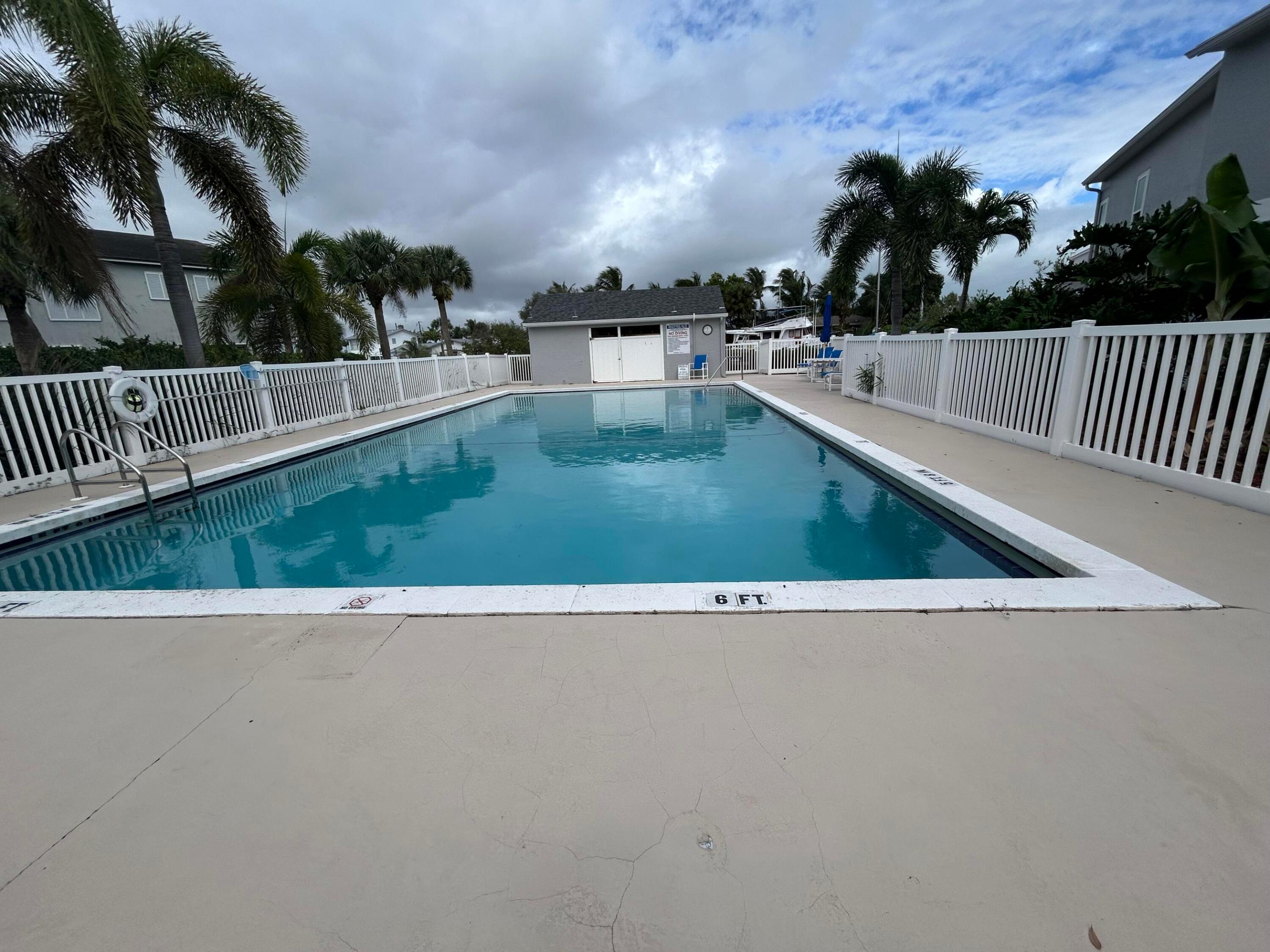 CORAL COVE BEACH SECTION 1 - Residential