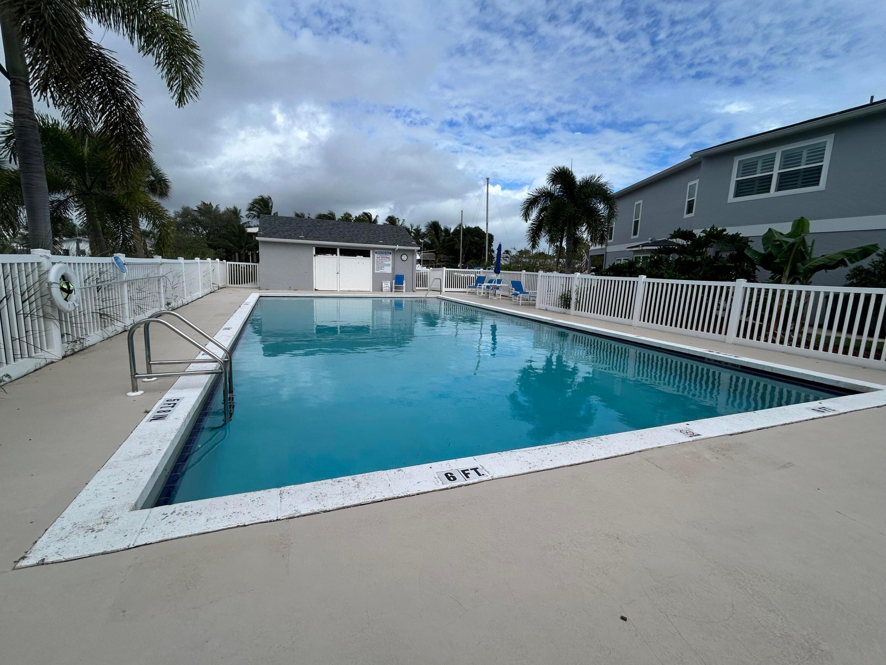 CORAL COVE BEACH SECTION 1 - Residential