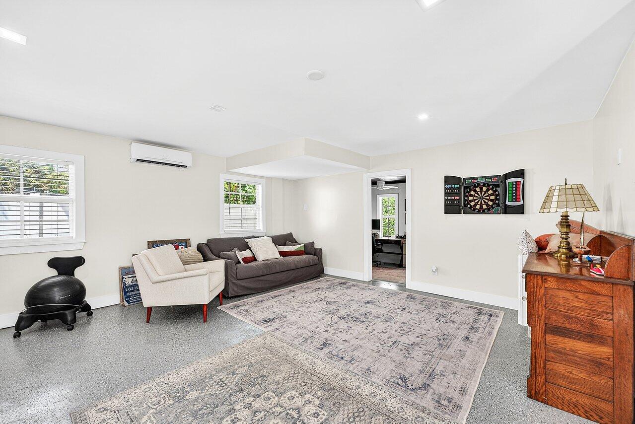 BOYNTON HEIGHTS - Residential