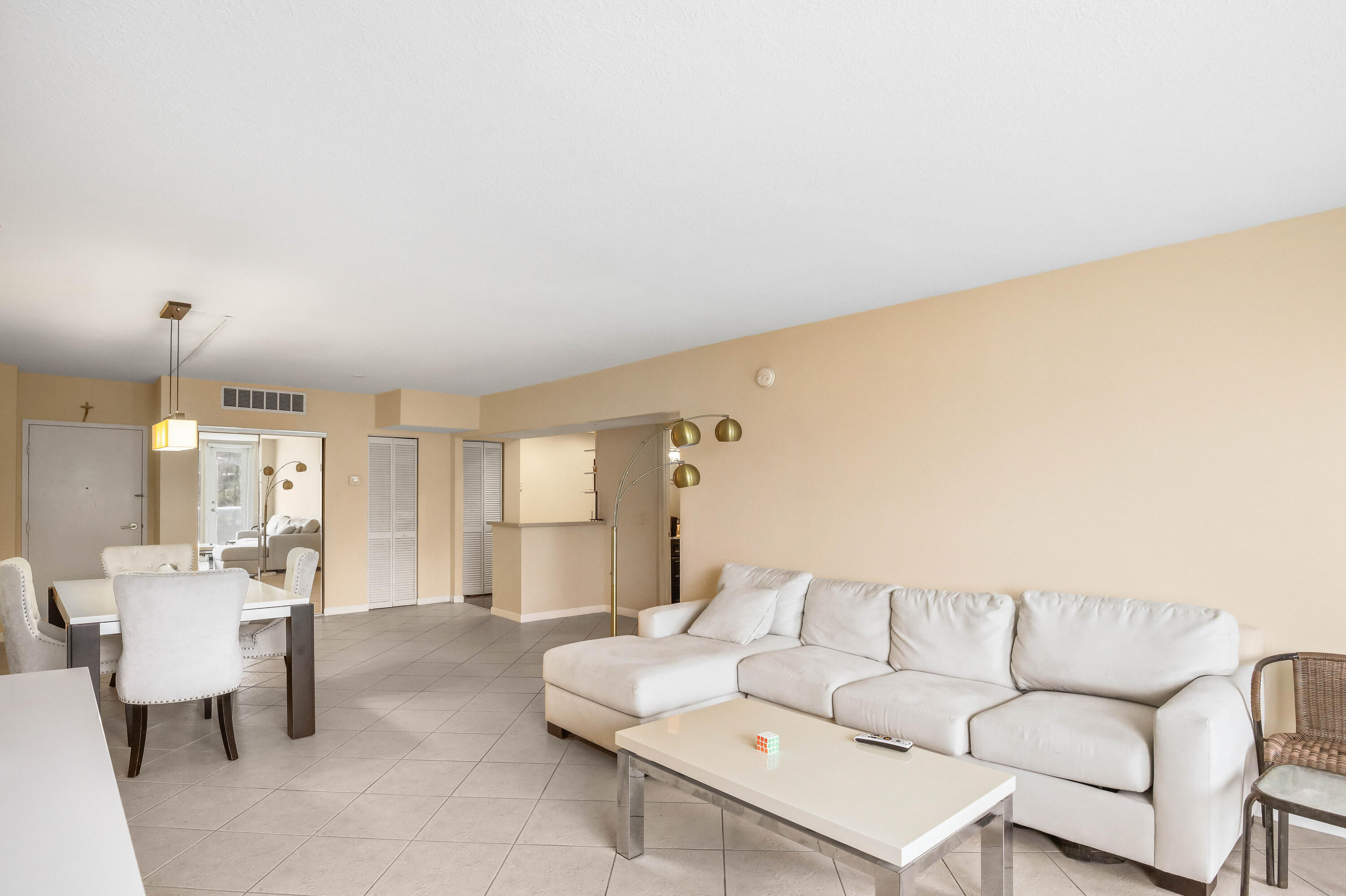 The Patrician - Residential