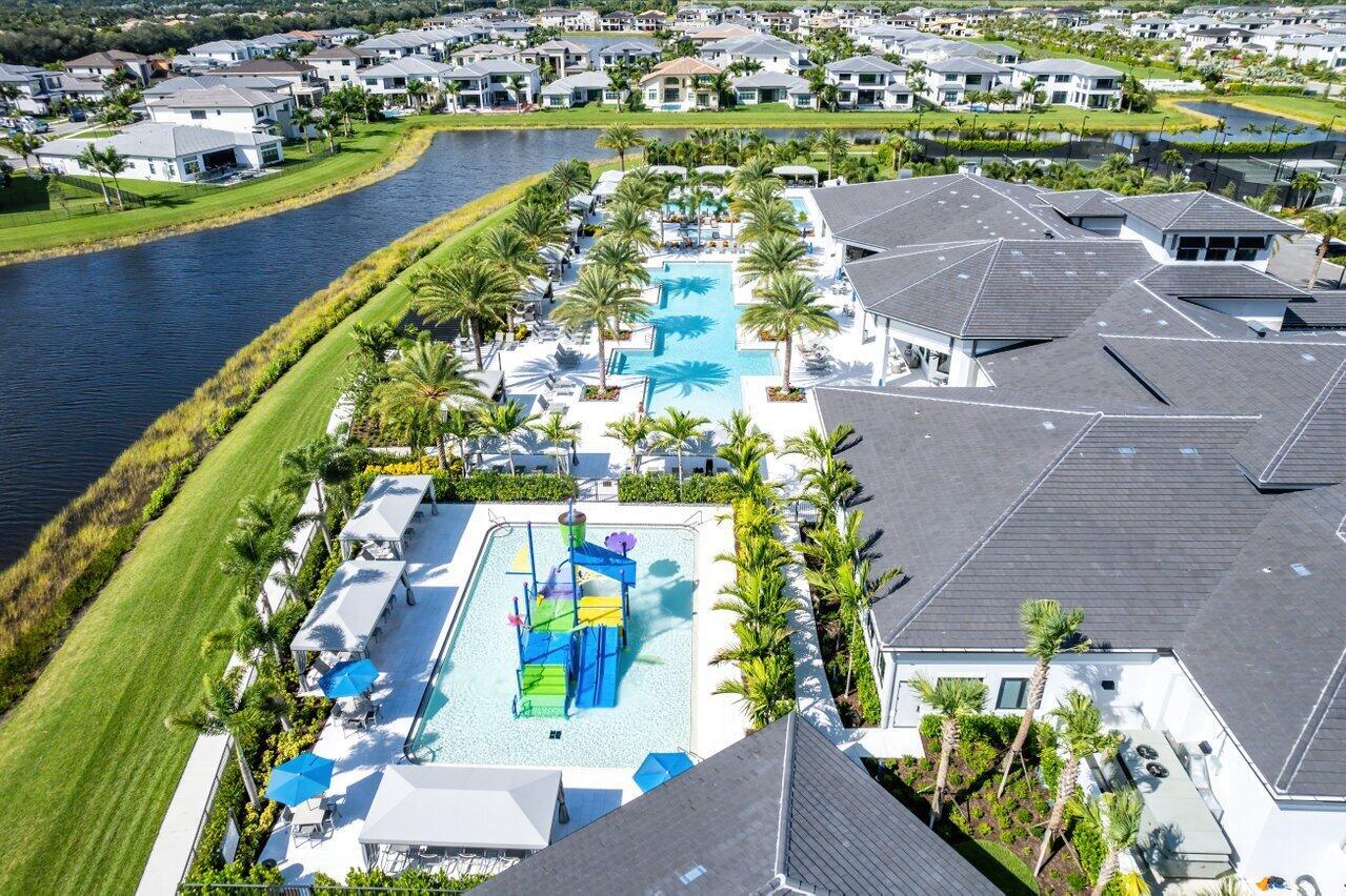 BOCA BRIDGES / CAMBRIDGE - Residential