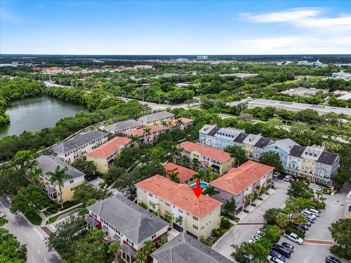 GREENWICH - Residential