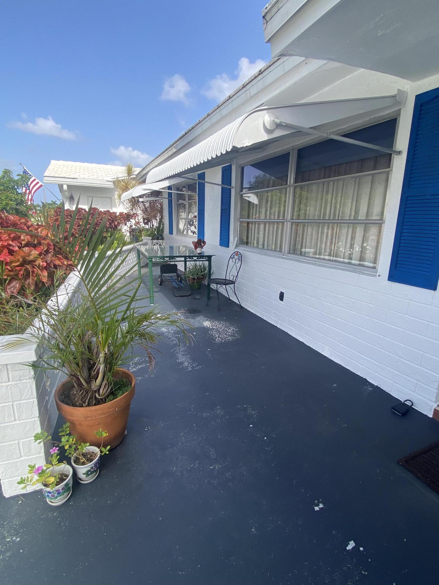 PALM BEACH LEISUREVILLE SEC 10 - Residential