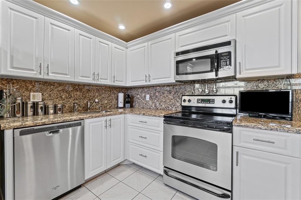 Palm Aire - Residential