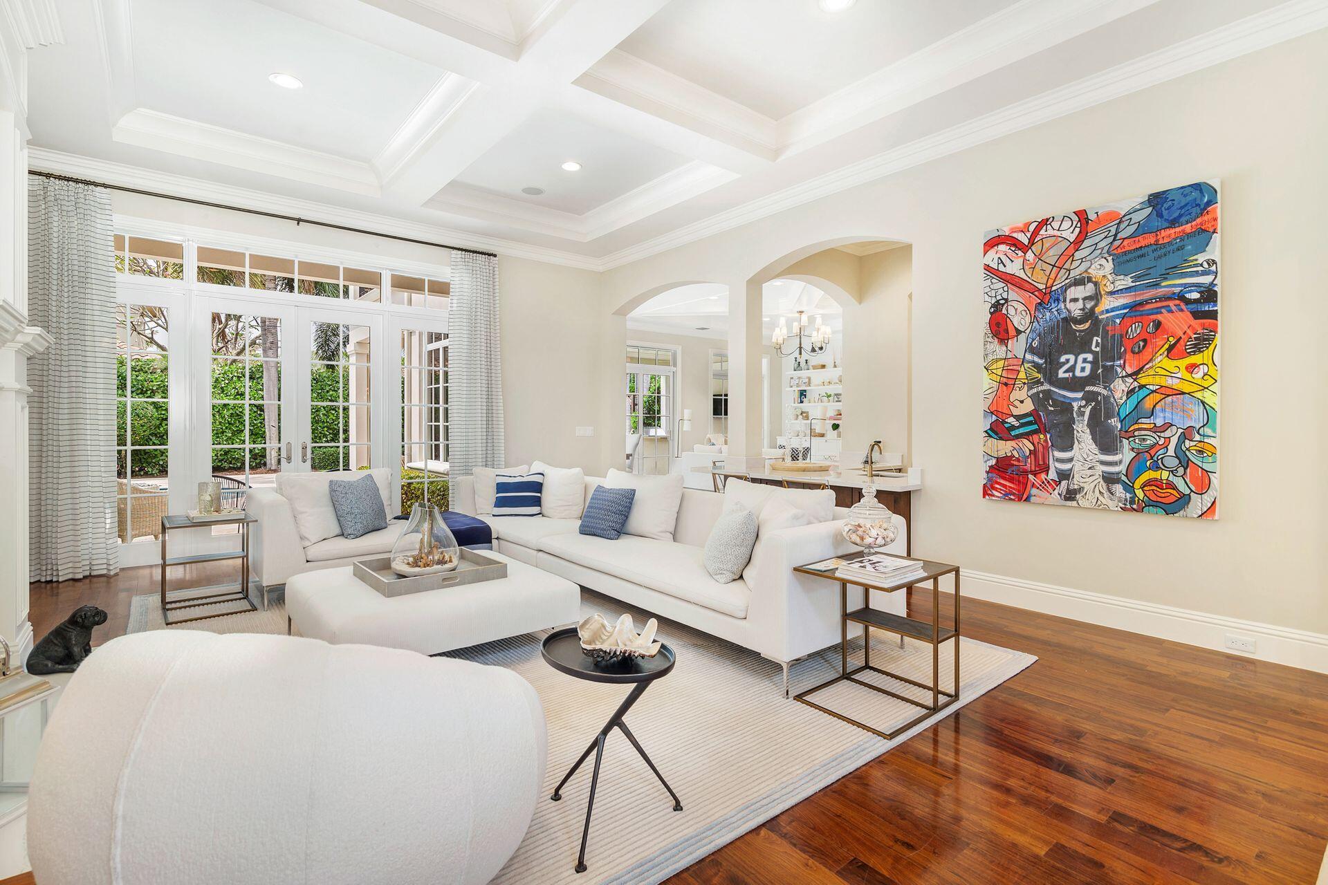 ROYAL PALM YACHT & COUNTRY CLUB - Residential