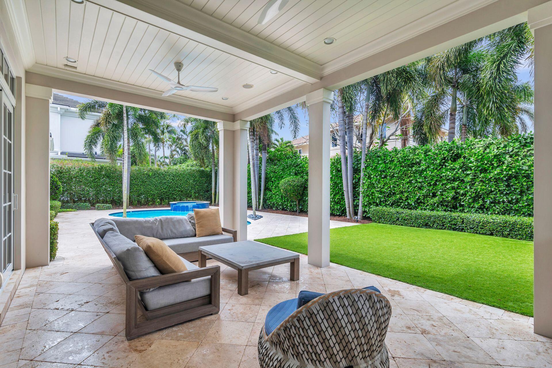 ROYAL PALM YACHT & COUNTRY CLUB - Residential