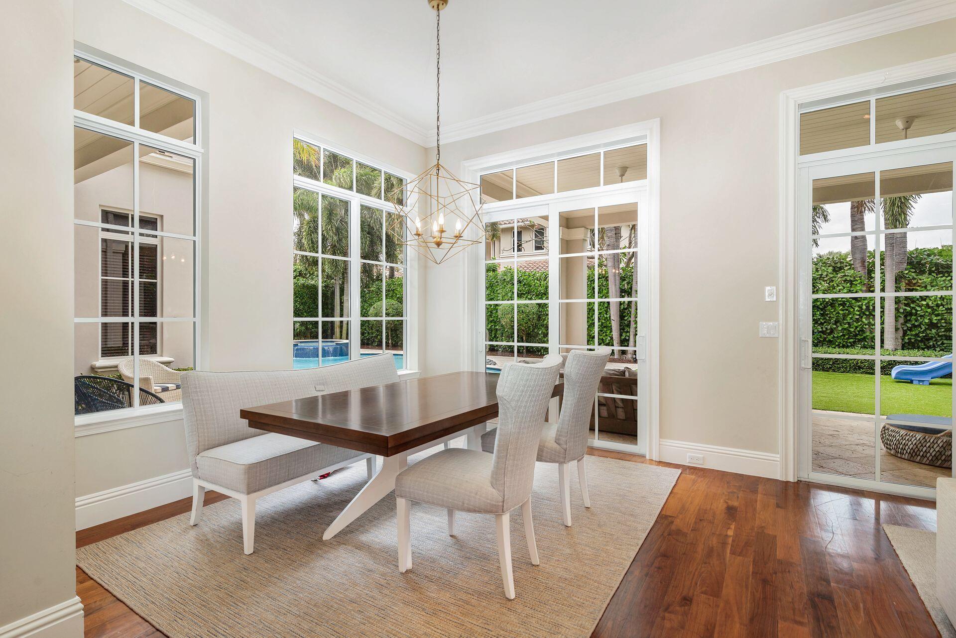 ROYAL PALM YACHT & COUNTRY CLUB - Residential