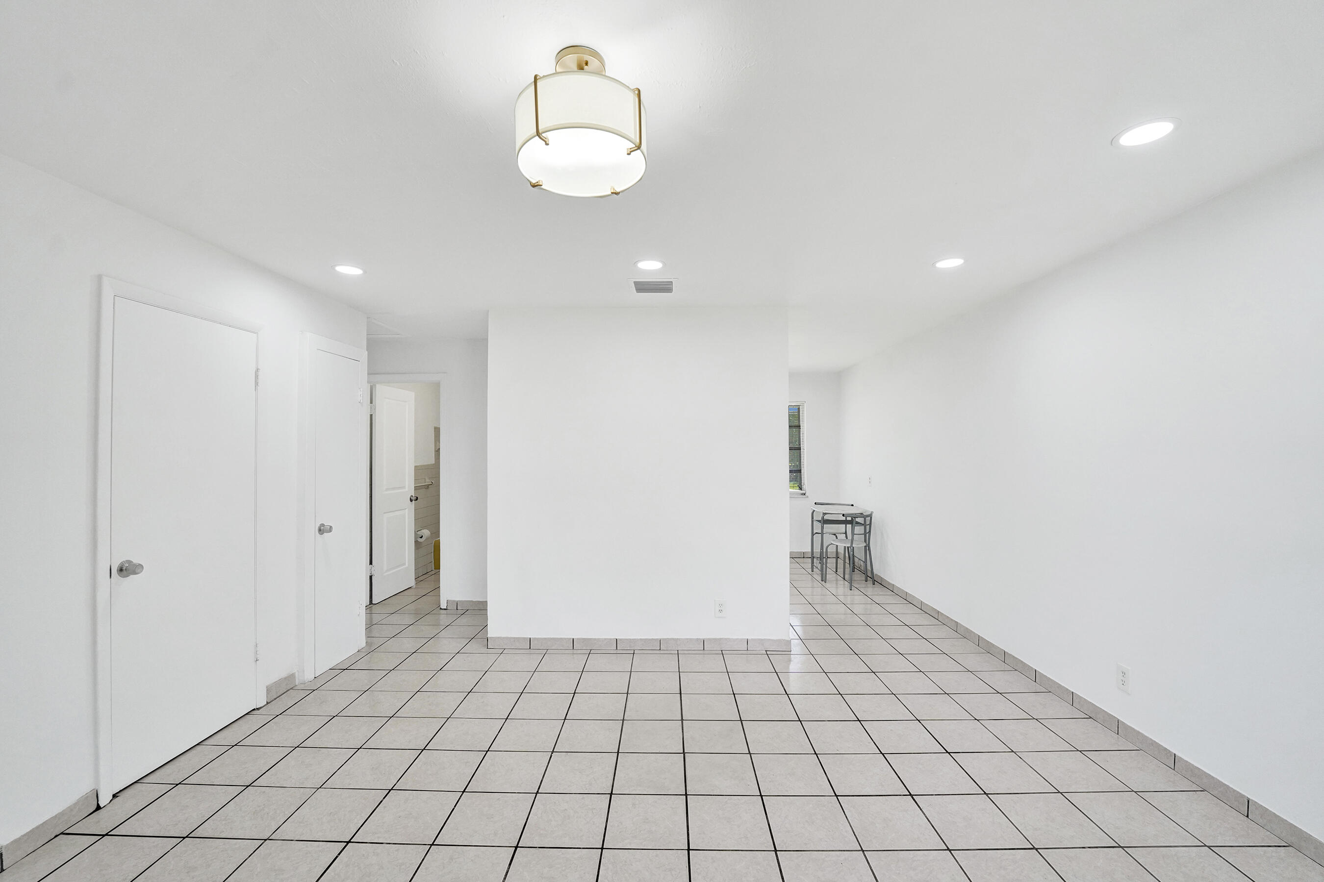HOLLYWOOD BEACH HEIGHTS SEC - Residential Income