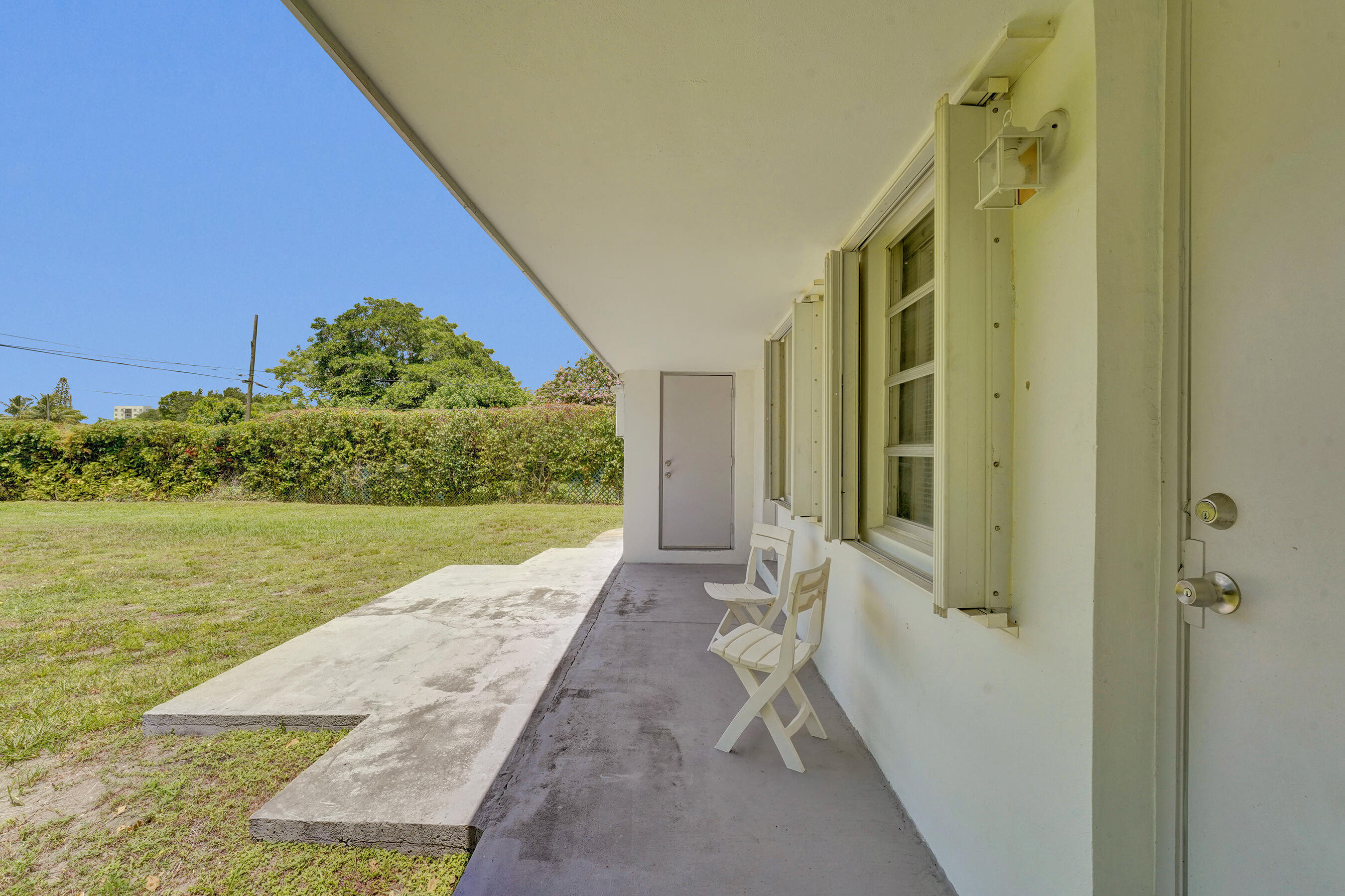 HOLLYWOOD BEACH HEIGHTS SEC - Residential Income