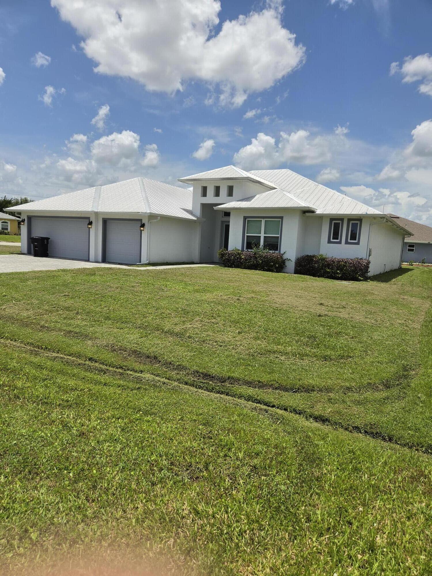 PORT ST LUCIE SECTION 47 - Residential
