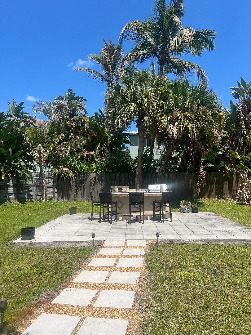 PALM HAVEN SUBDIVISION - Residential Lease