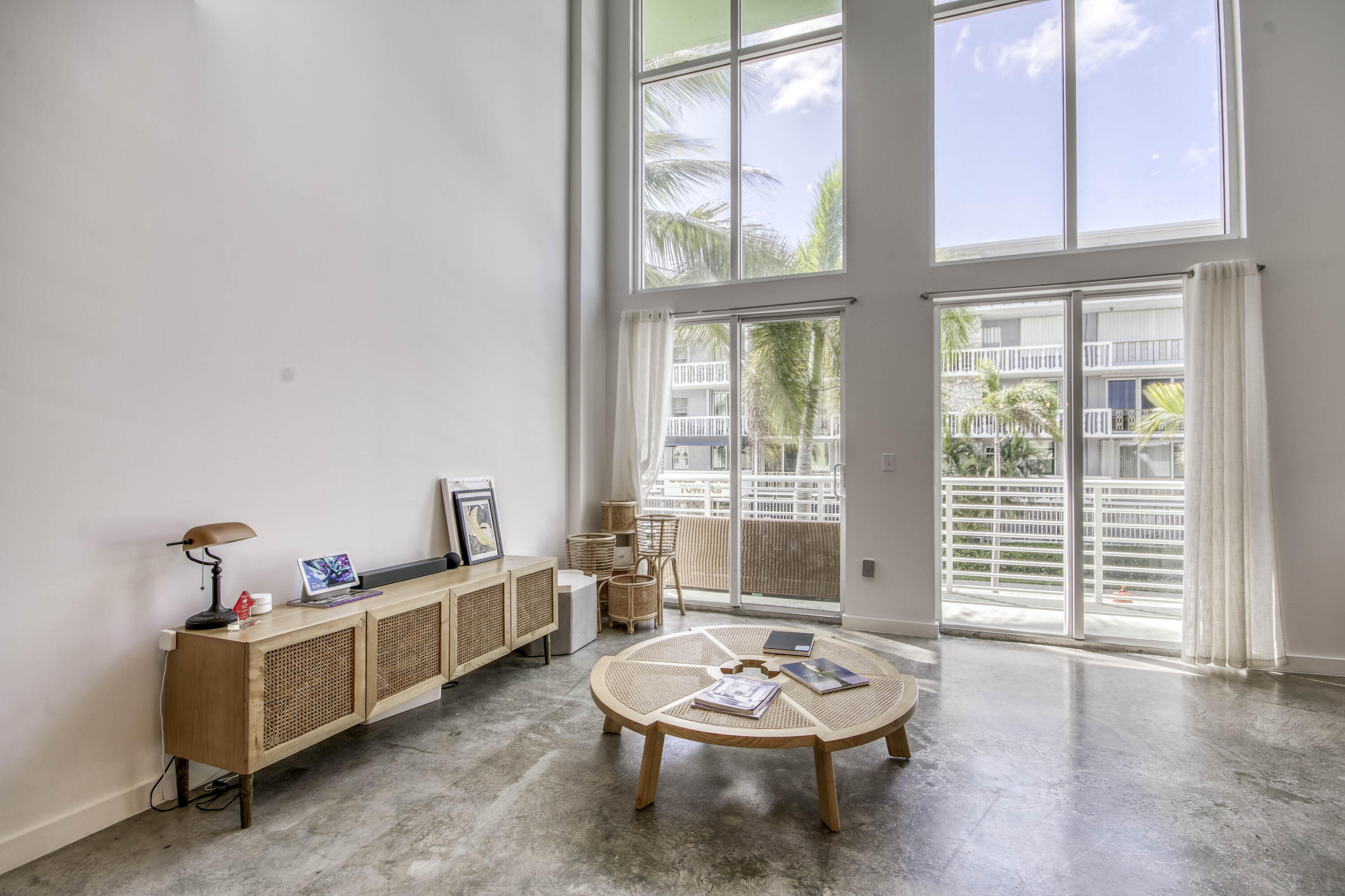 LAKE AVENUE LOFTS CONDO - Residential