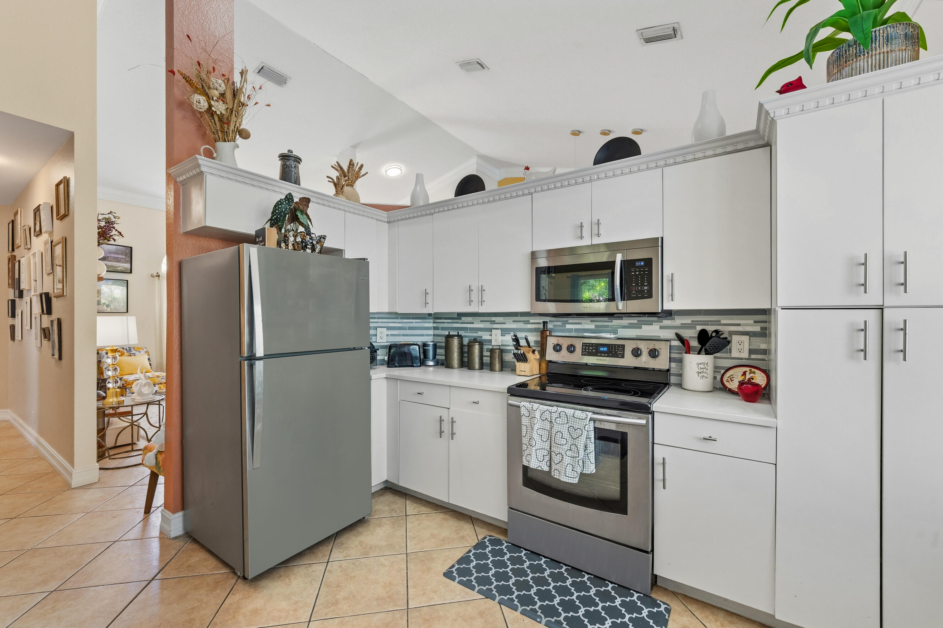 CORAL CREEK - Residential