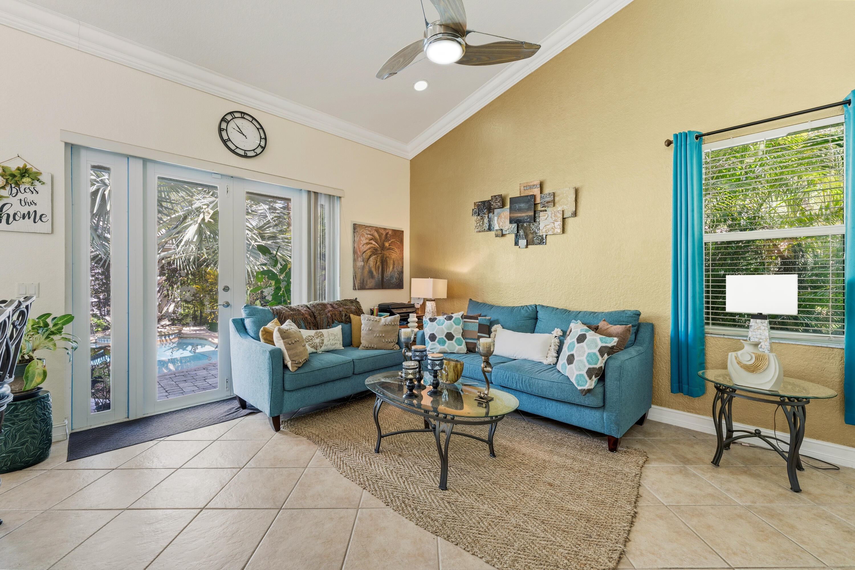 CORAL CREEK - Residential