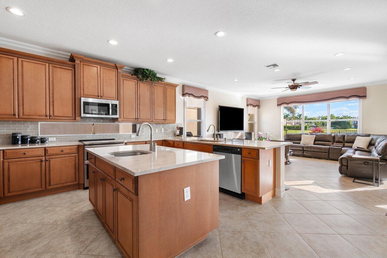 CANYON ISLES 1 - Residential