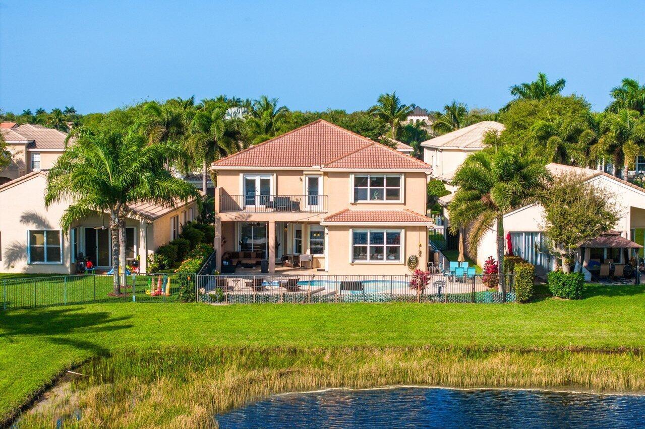 CANYON ISLES 1 - Residential