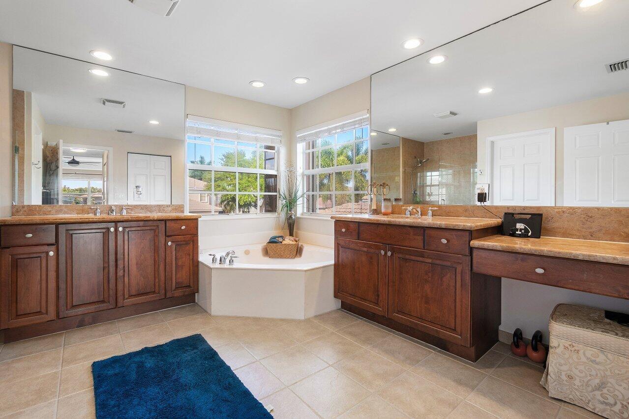 CANYON ISLES 1 - Residential