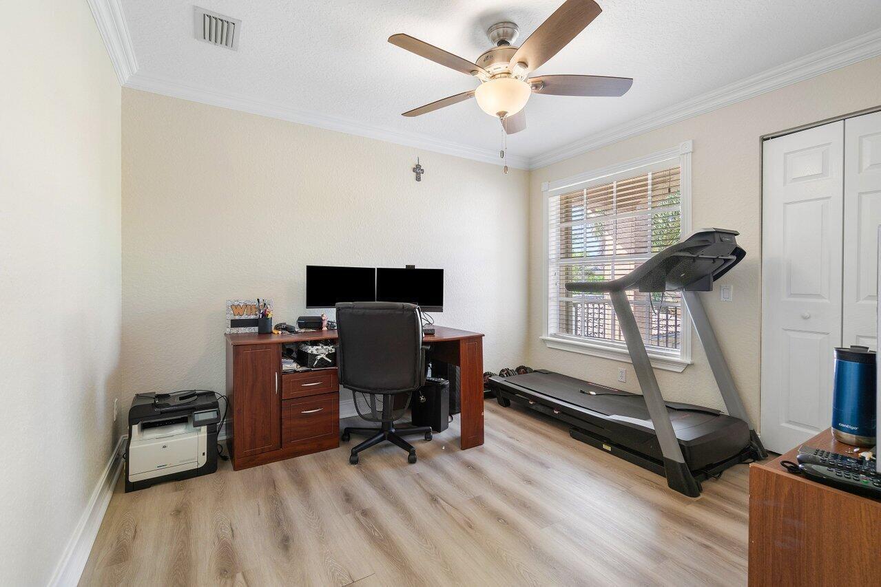 CANYON ISLES 1 - Residential