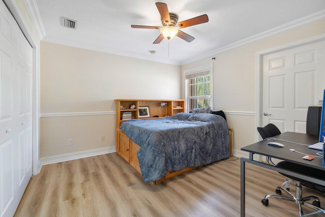 CANYON ISLES 1 - Residential