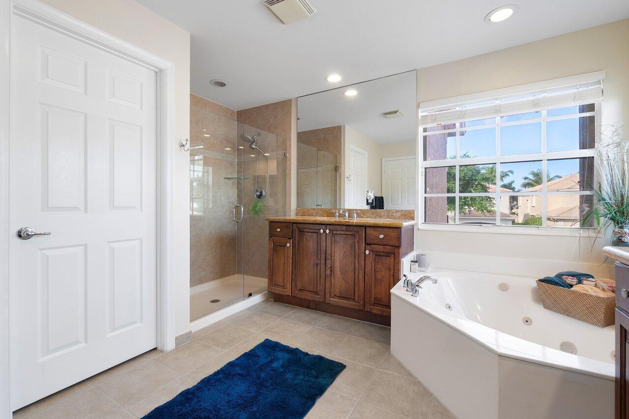 CANYON ISLES 1 - Residential