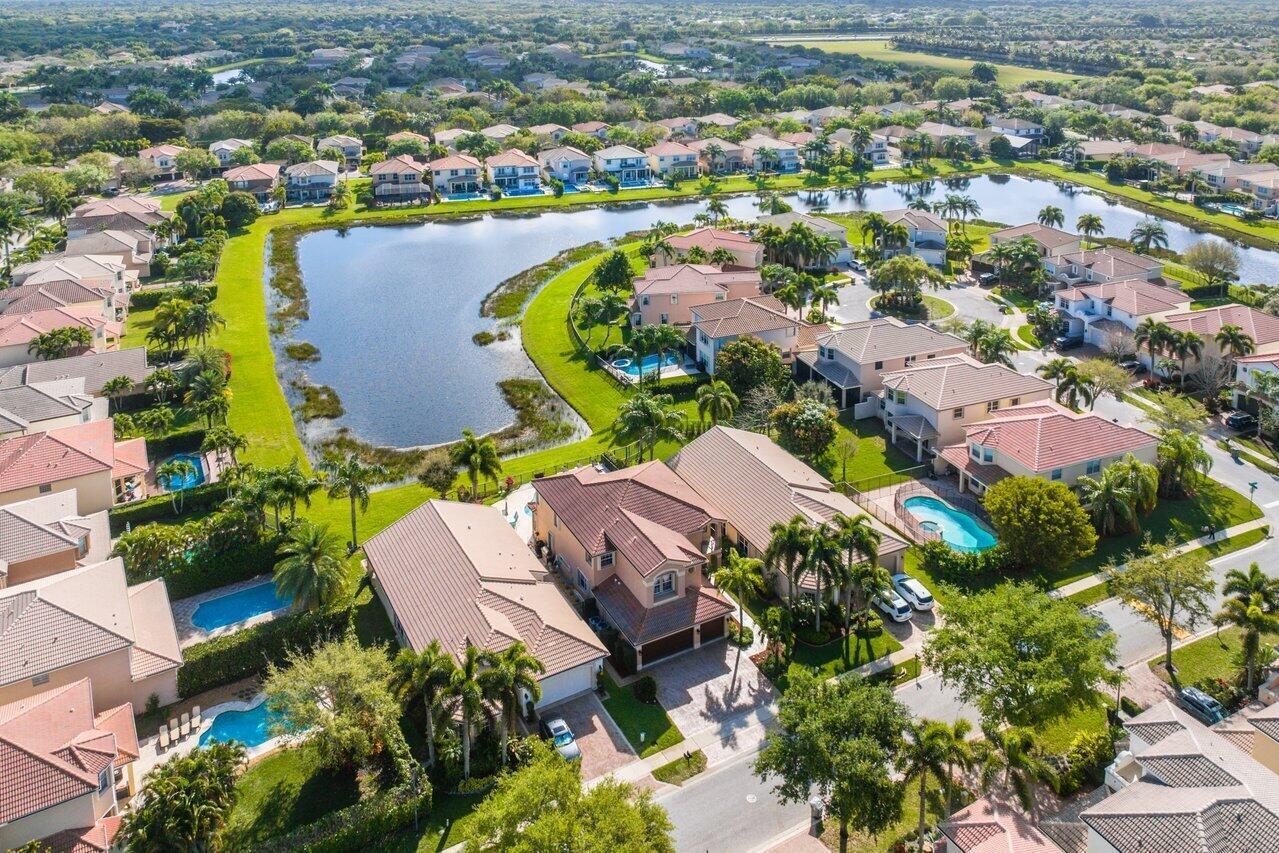 CANYON ISLES 1 - Residential