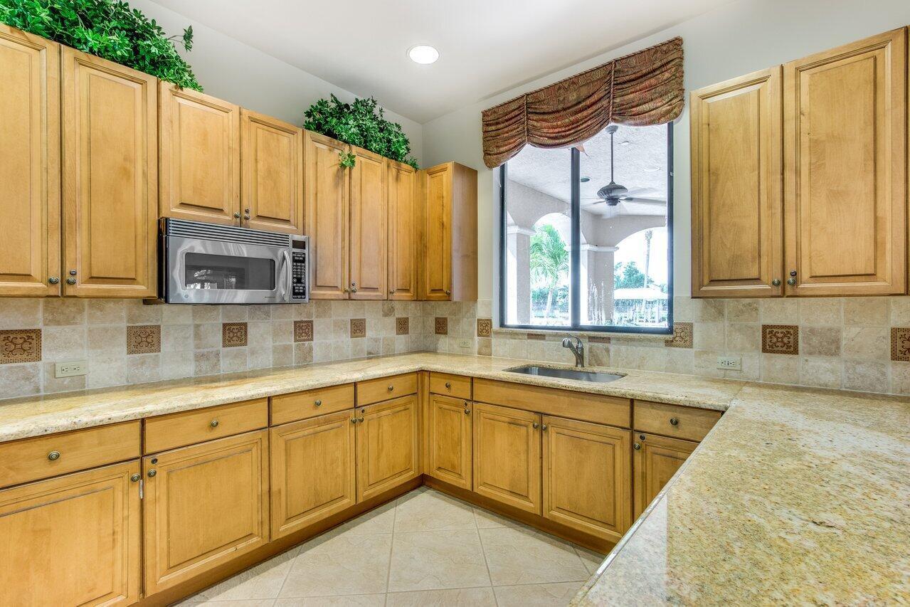 CANYON ISLES 1 - Residential