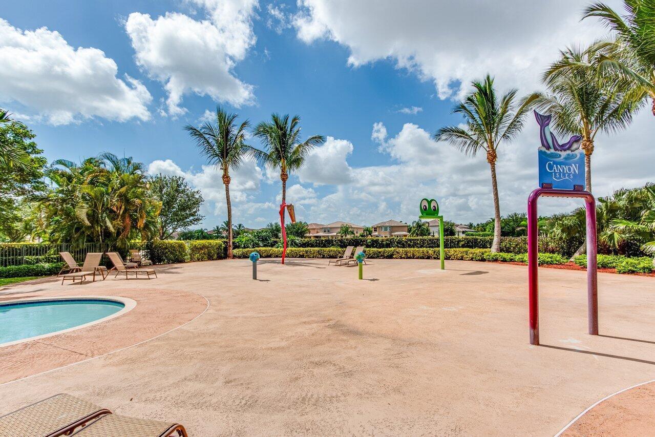 CANYON ISLES 1 - Residential