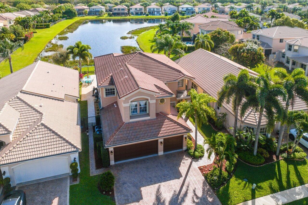 CANYON ISLES 1 - Residential