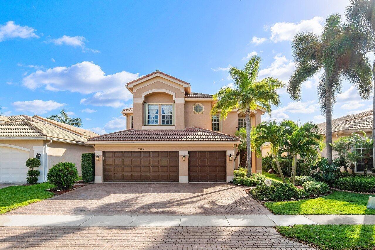 CANYON ISLES 1 - Residential