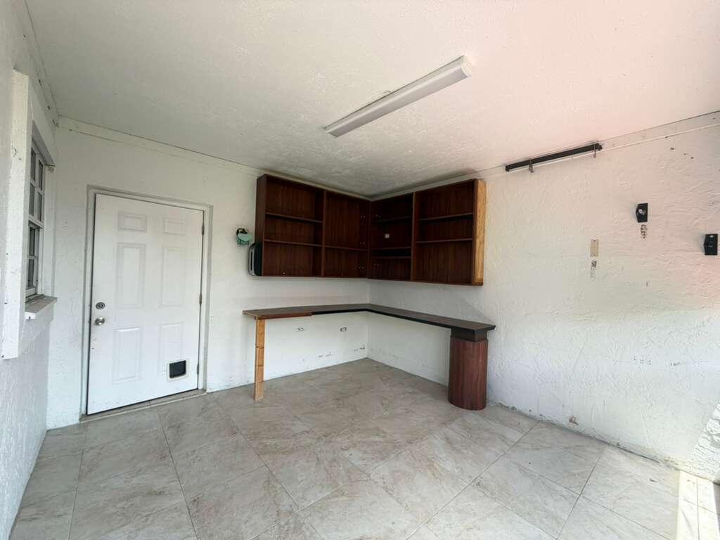 SUGAR POND MANOR OF WELLINGTON - Residential Lease