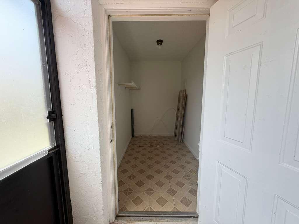 SUGAR POND MANOR OF WELLINGTON - Residential Lease