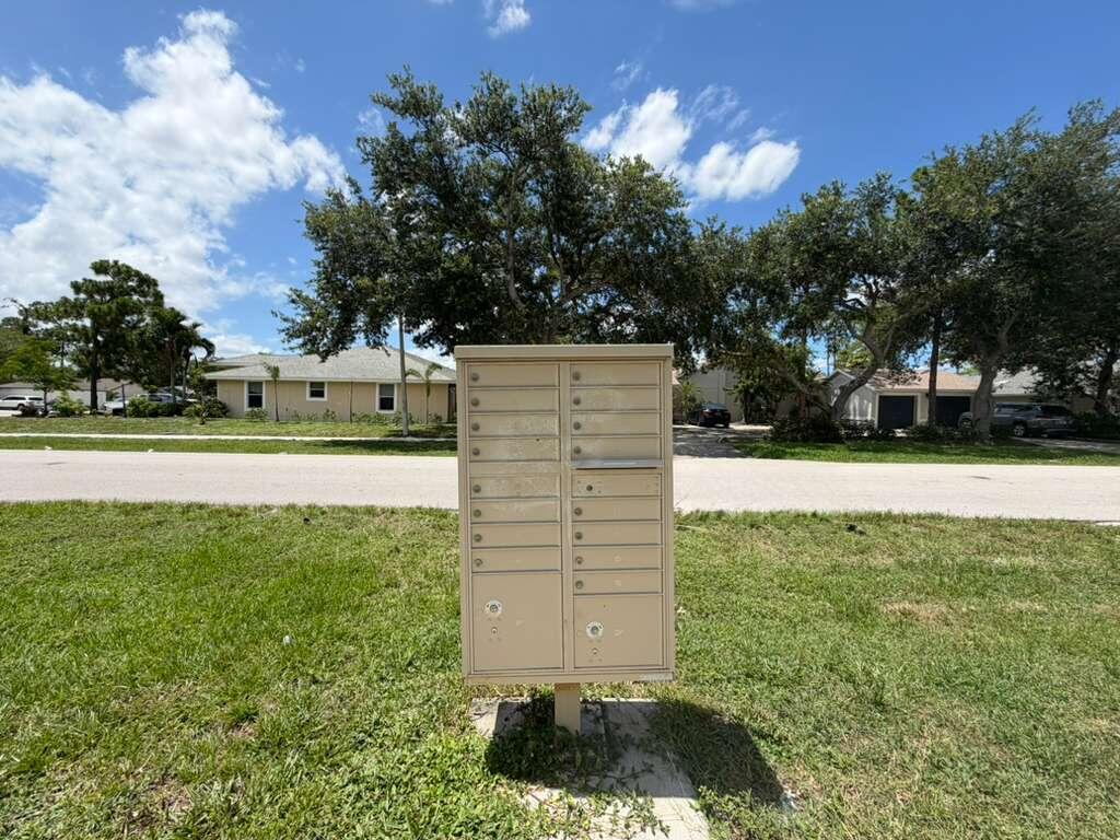 SUGAR POND MANOR OF WELLINGTON - Residential Lease