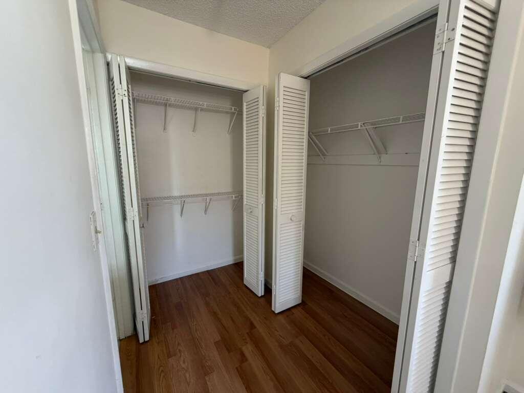 SUGAR POND MANOR OF WELLINGTON - Residential Lease