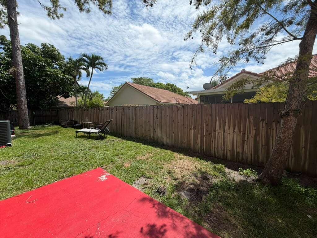 SUGAR POND MANOR OF WELLINGTON - Residential Lease