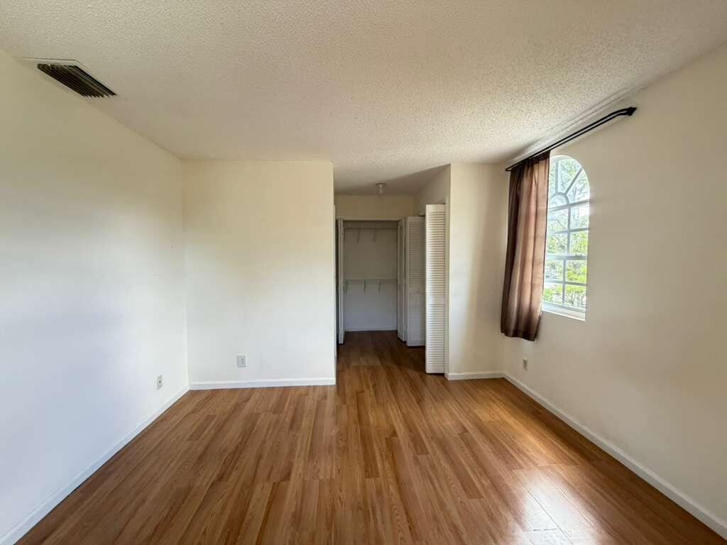 SUGAR POND MANOR OF WELLINGTON - Residential Lease